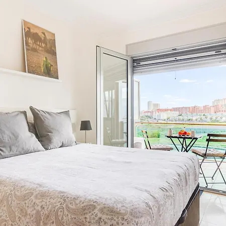 Daire Home2book Stylish&comfy Rambla, Terrace *