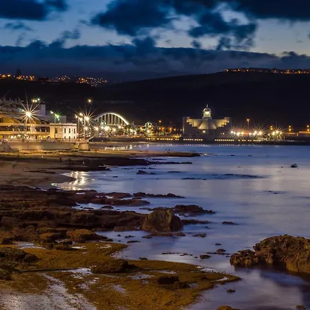 Daire Home2book Stylish&comfy Rambla, Terrace